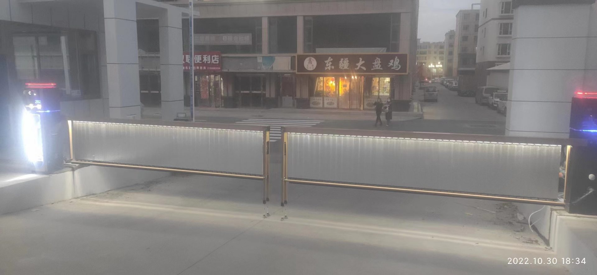 甘肅張掖明樂縣人民醫(yī)院智慧停車案例 政務(wù)機(jī)構(gòu)智慧停車場案列 第3張